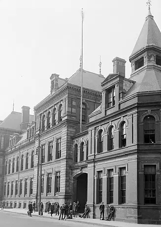 History of The English High School - The English High School Association